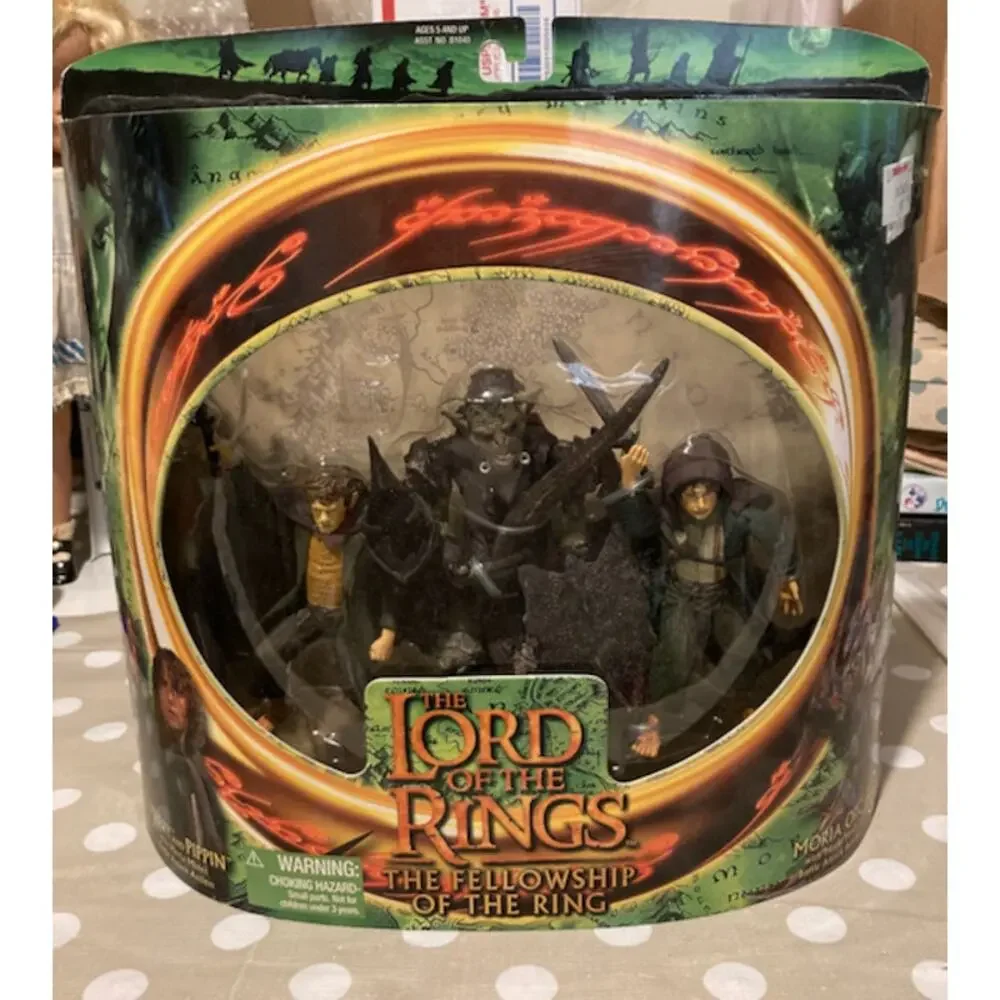 Vintage Y2K Toy Biz LOTR Fellowship of the Ring Merry Pippin Moria Orc Set NRFB